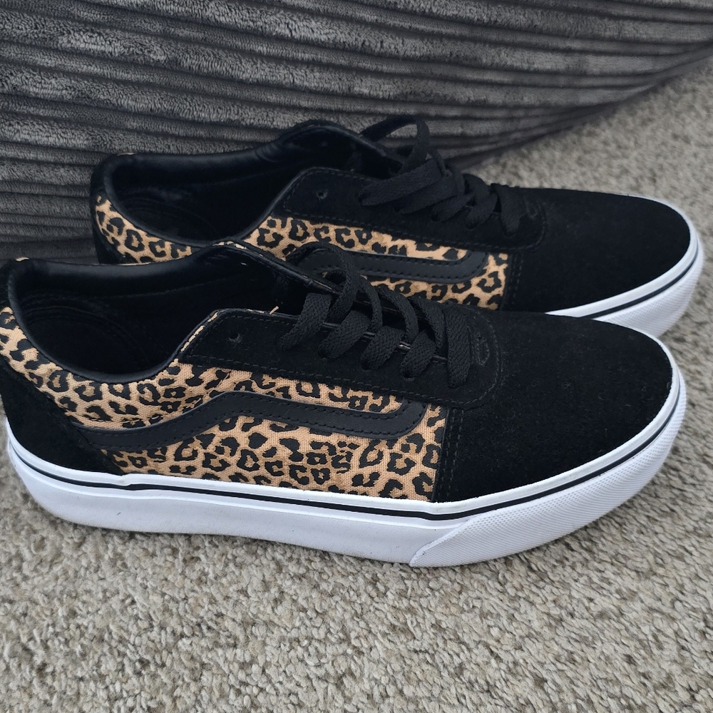 Vans Leopard Print Platform Sneakers Size 5